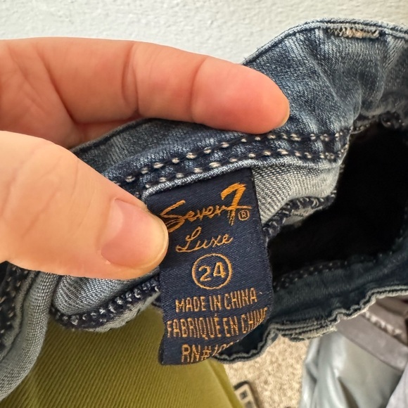 Seven7 Slim Boot Jeans - Picture 7 of 7